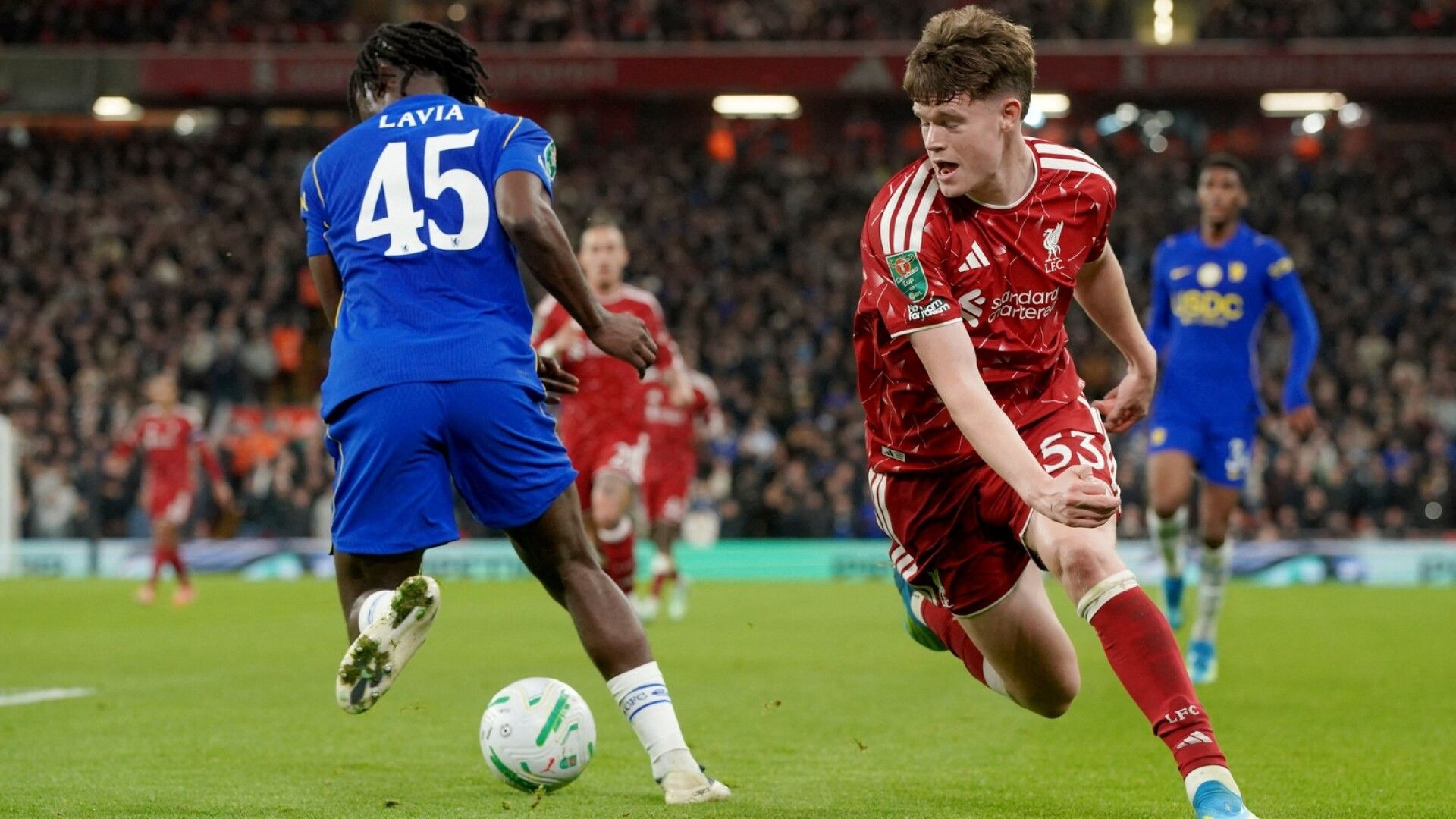 Liverpool löi Chelsean hurjassa draamassa