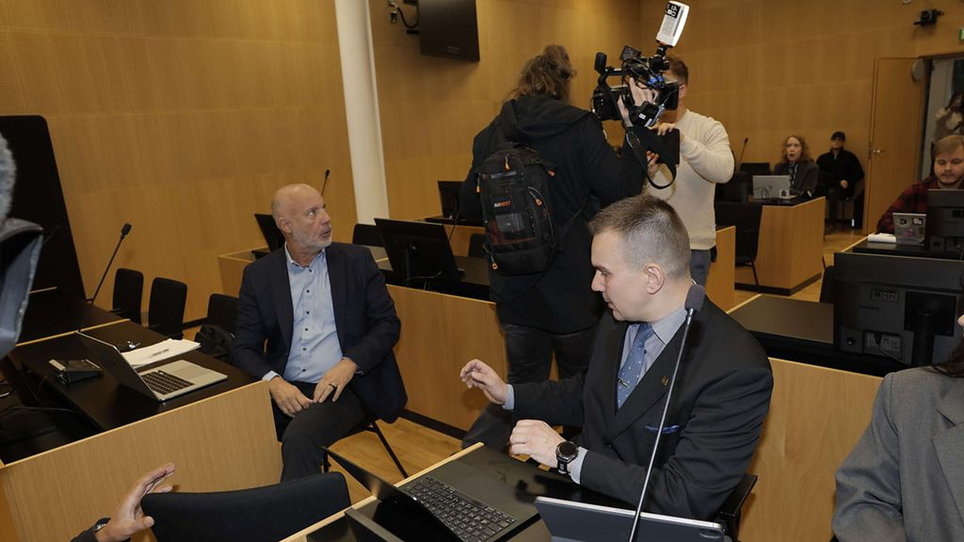 Näin tuomari kommentoi Uotin tönäisyä: ”Poikkeuksellista”