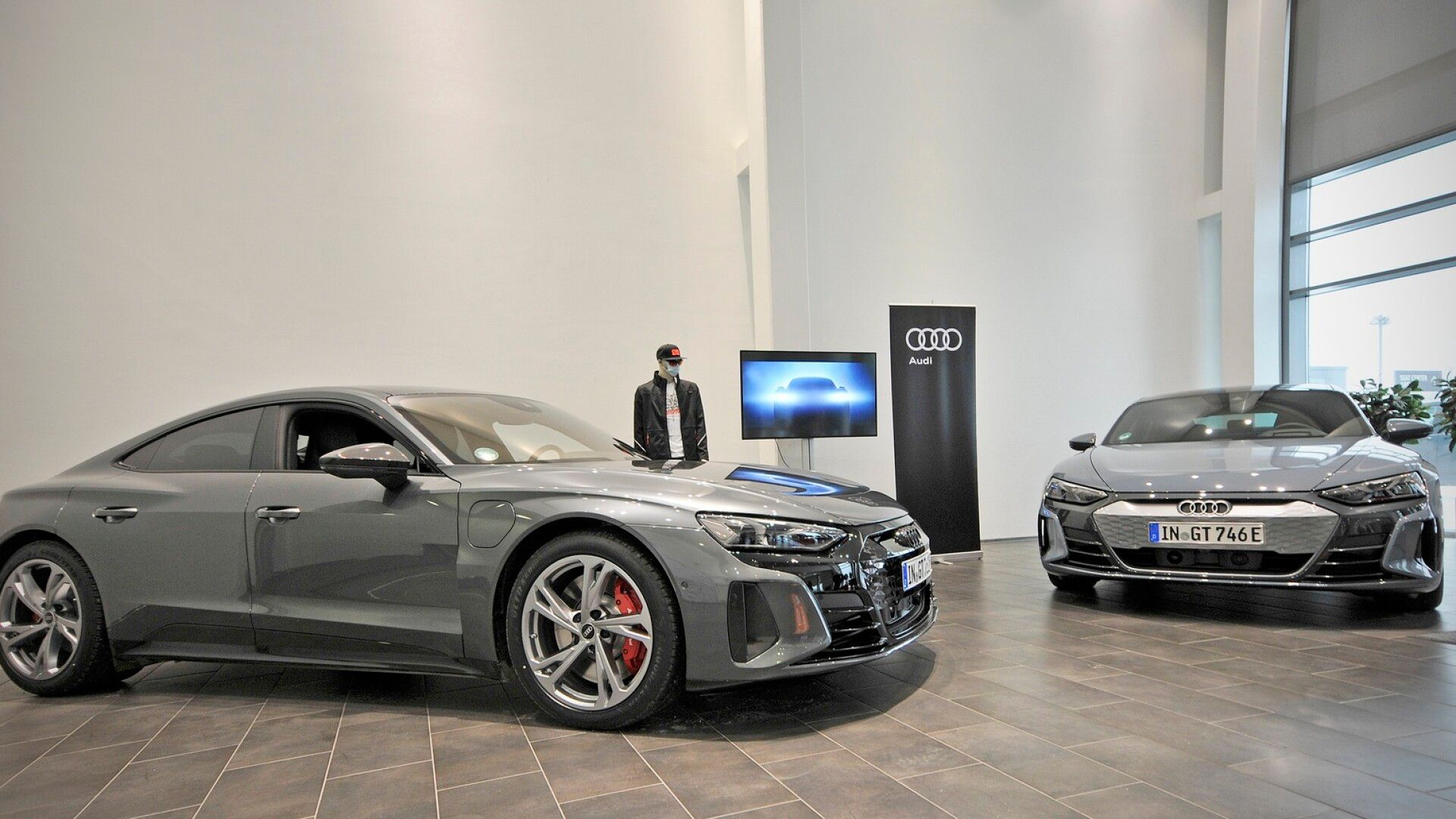 116 000 euron upouusi Audi hajosi kerta toisensa jälkeen – monen kuukauden korjaamokeikan jälkeen ostajalle riitti