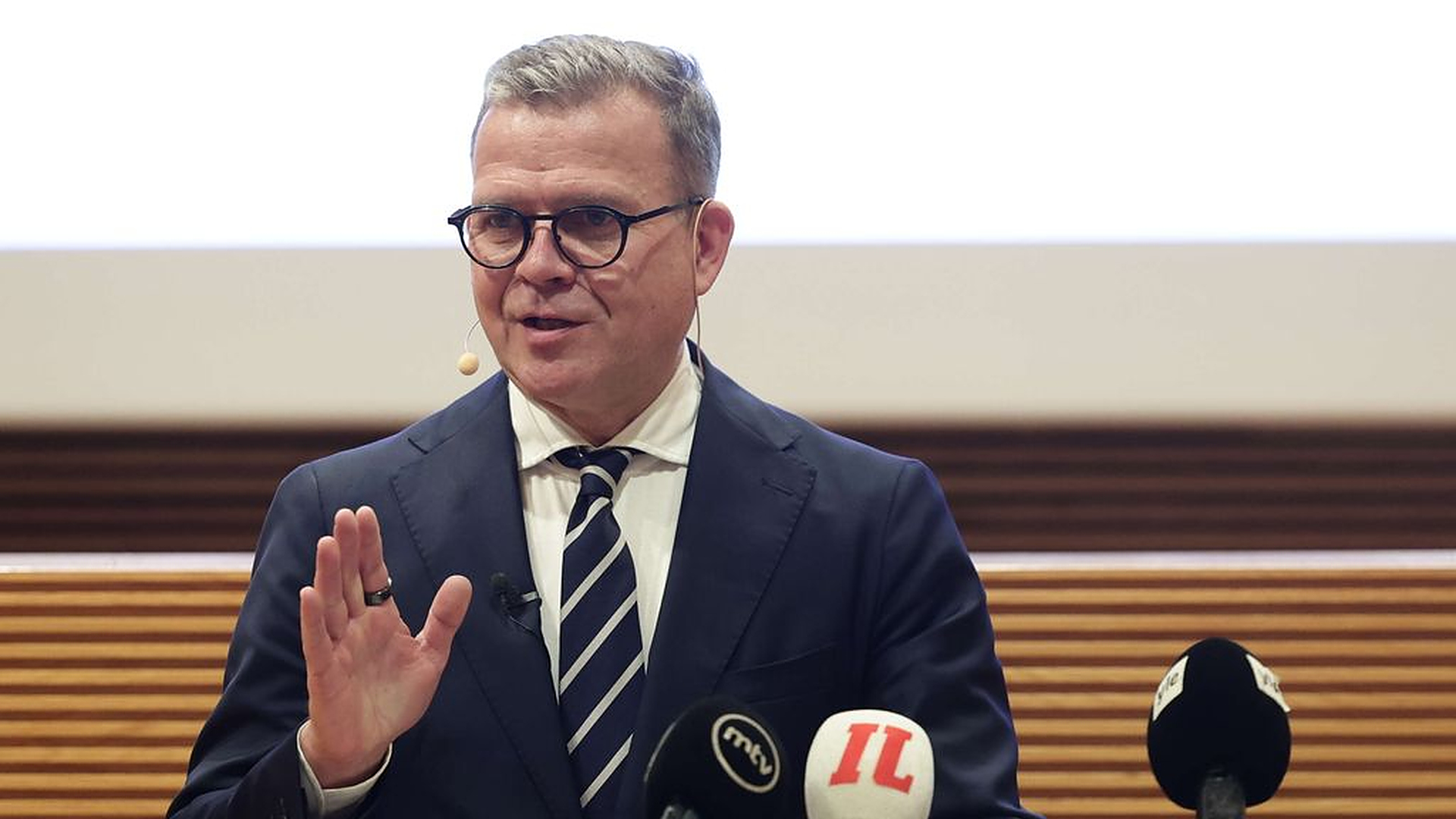 Orpolta kova lausunto kritisoiduista maakuntalennoista KS:ssä