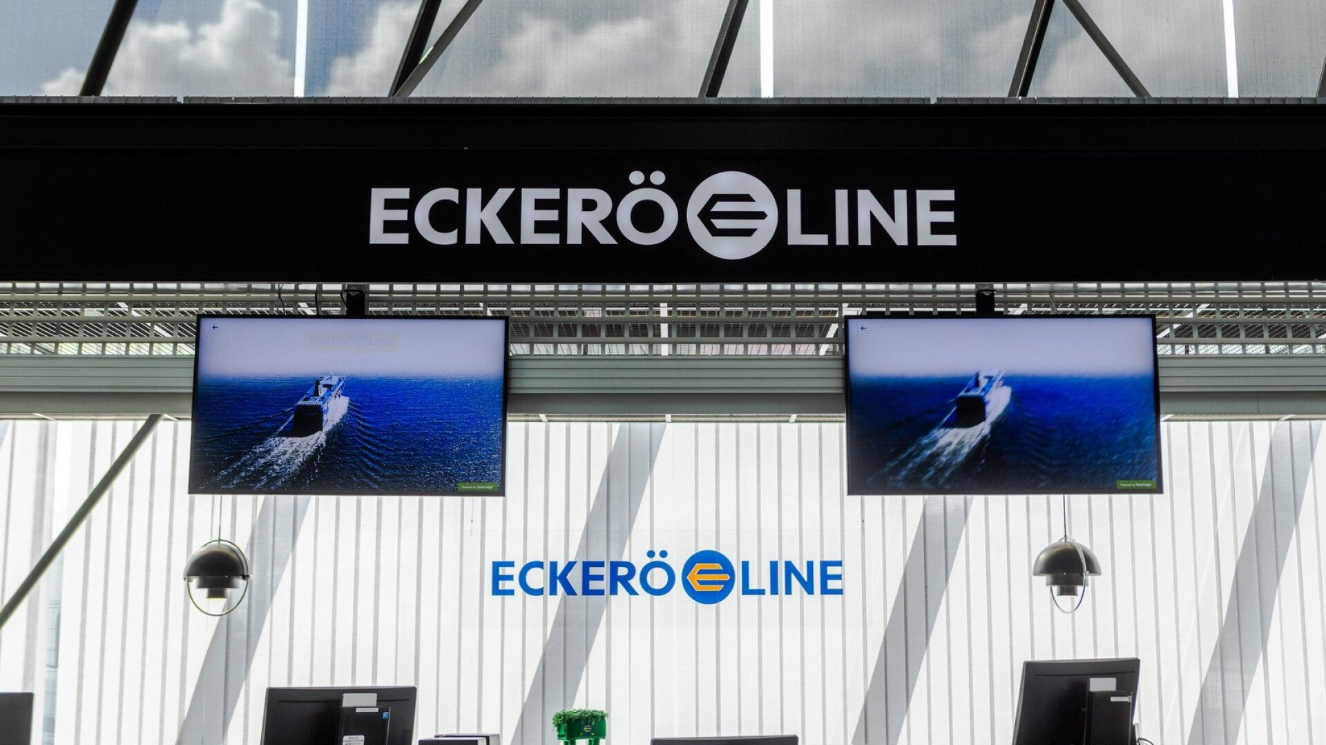 Eckerö Linellä tietovuoto