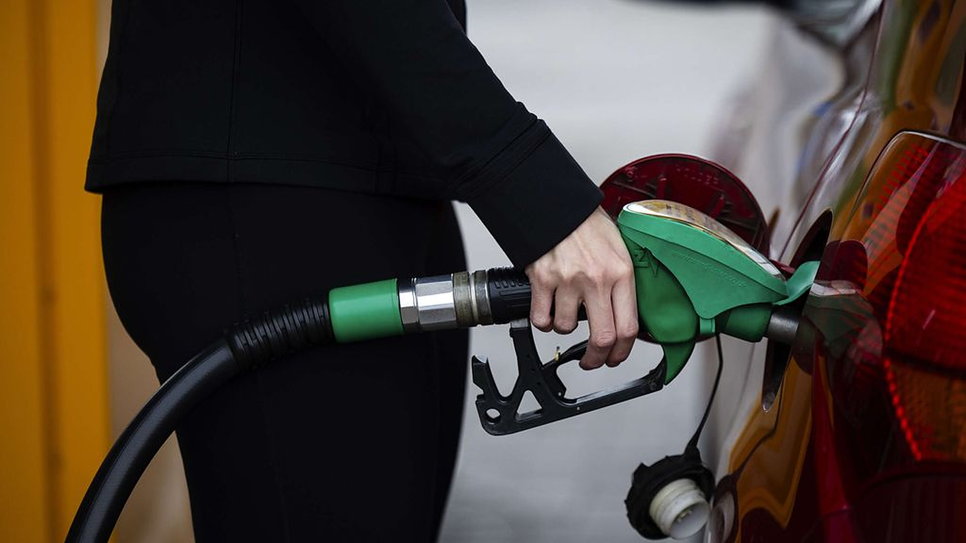 Polttoaineiden hinnat karkasivat – Dieselissä hurja nousu