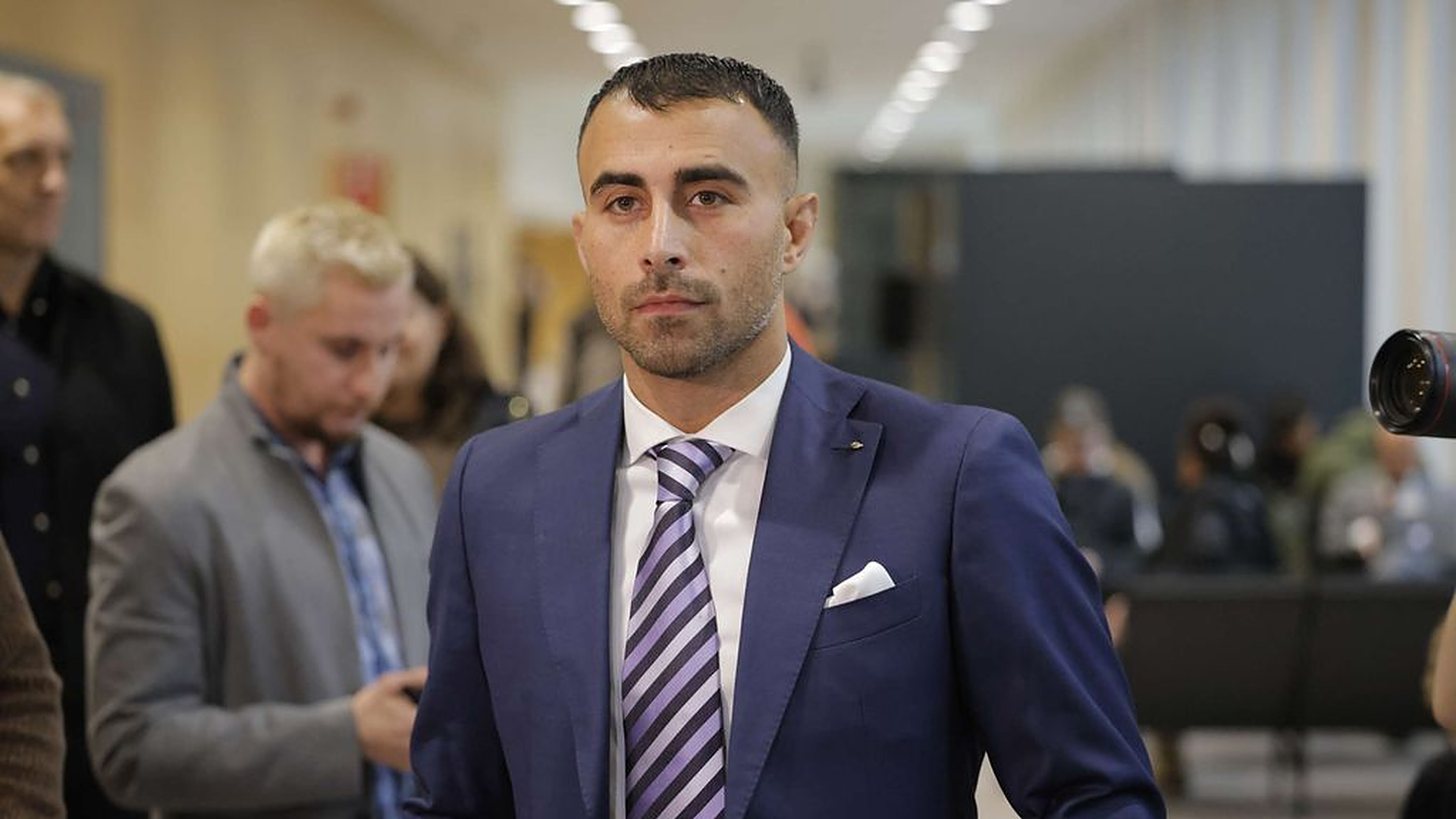 Todistaja: Amirkhani piiloutui myymälään aamulla, liikuskeli kirveen kanssa yöllä – Näin hän on puhunut ”paheistaan” aiemmin