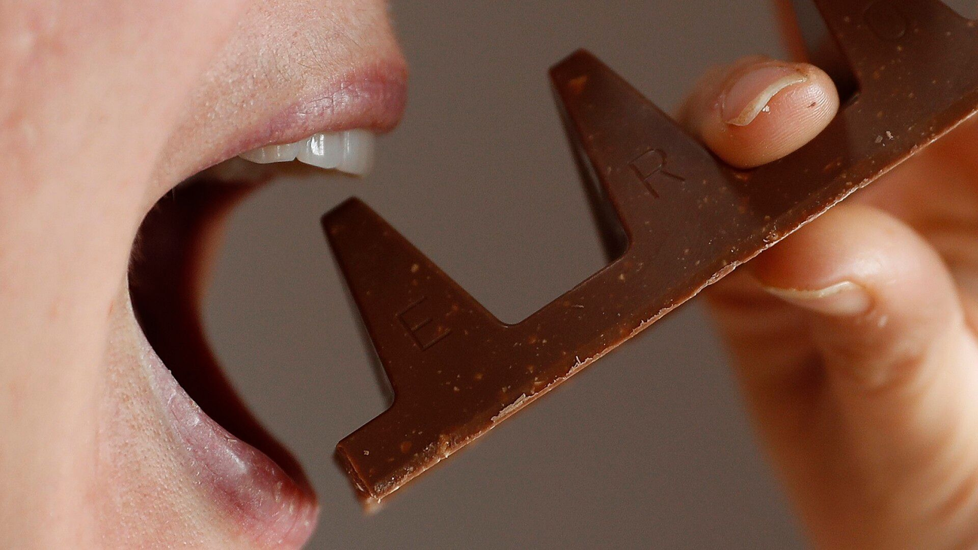 Tobleronelta vakavia syytöksiä pikkuyritykselle